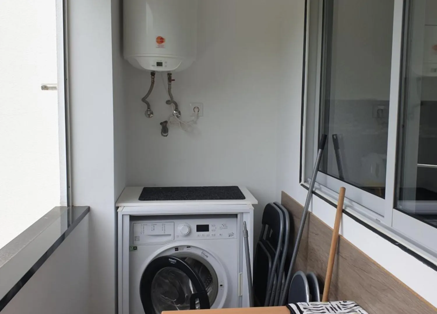 Apartamento T1 Na Oura البوفيرا شقة